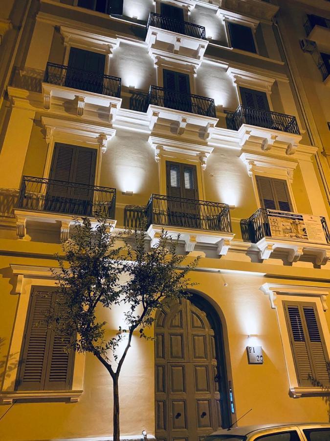 Satyria Apartments Taranto Exterior photo